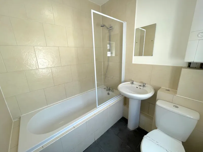 5 Bed Student House // Aug 2026 - Image 7